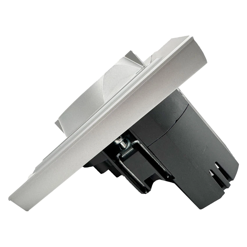 Розетка 1-я с/з с шторками с USB и TYPE C (5В, 2.1А) серебро Софт-тач